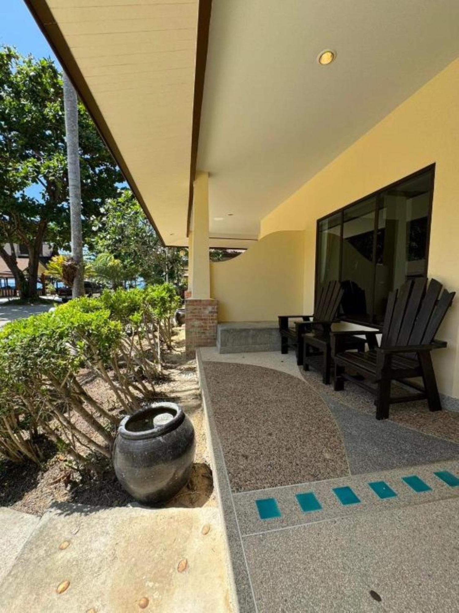 Beach Bungalow At Lanta Resort Koh Lanta Exterior foto